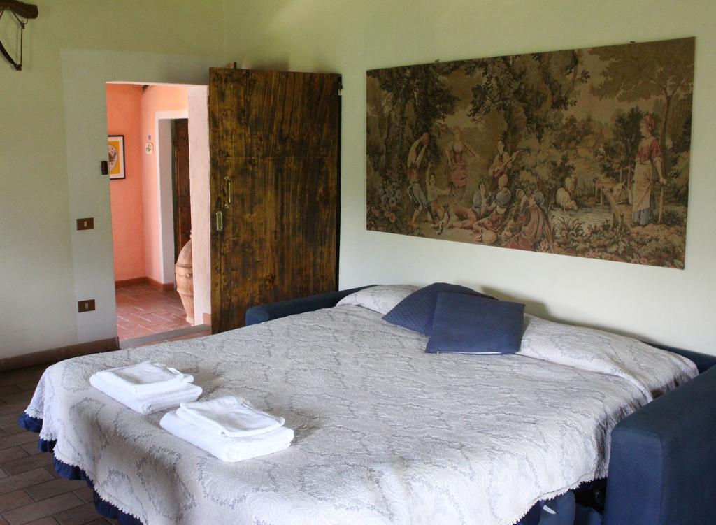 Agriturismo La Grotta Di Montecchino 시에나 외부 사진