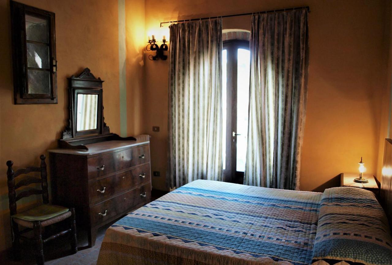Agriturismo La Grotta Di Montecchino 시에나 외부 사진
