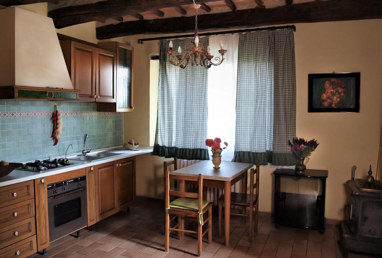 Agriturismo La Grotta Di Montecchino 시에나 외부 사진