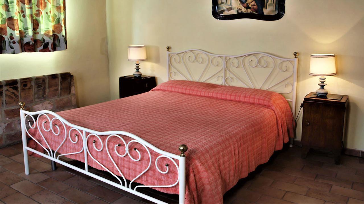 Agriturismo La Grotta Di Montecchino 시에나 외부 사진