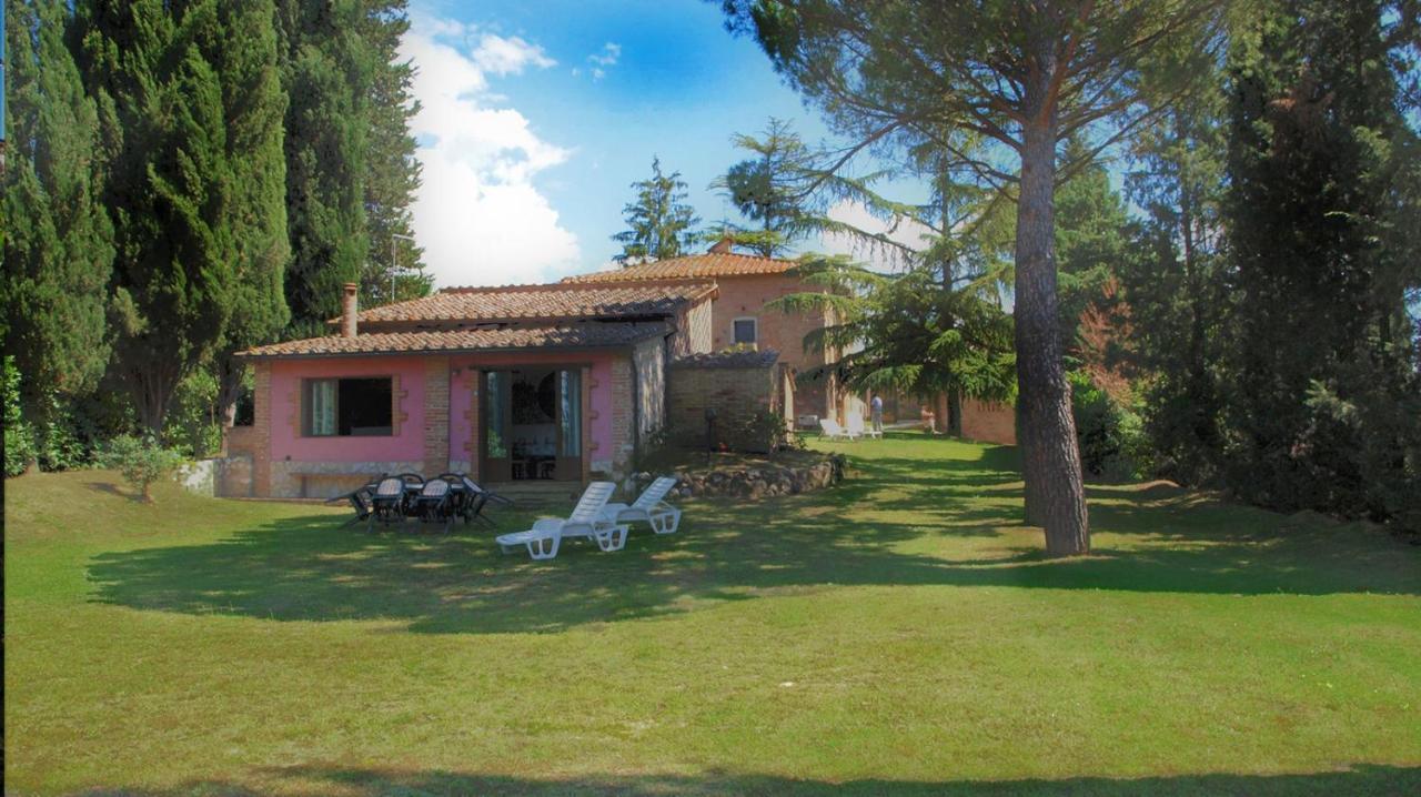 Agriturismo La Grotta Di Montecchino 시에나 외부 사진